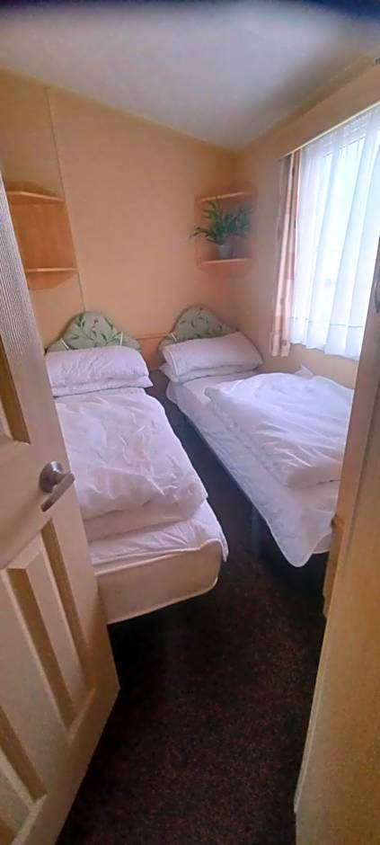 Caravan 76 snowdon summit 016