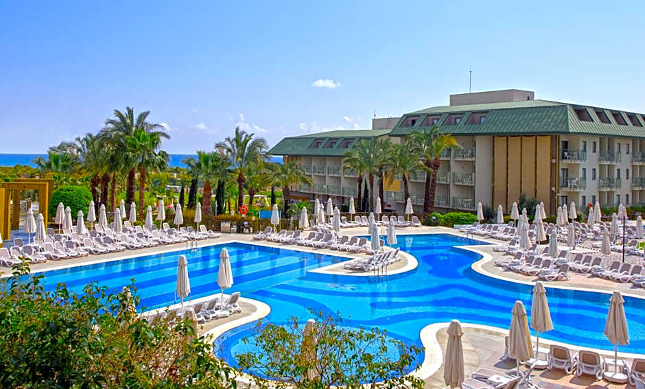 Novum Garden Side Hotel