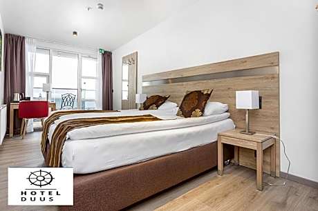 Double or Twin Room with Sea View