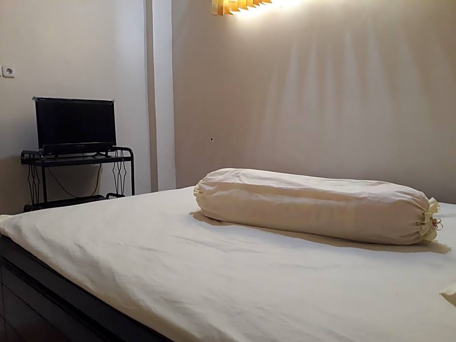 OYO 91162 Homestay Ansyariah Syariah