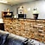 OYO Pinewood Inn & Suites Silsbee