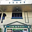 Hotel Famous Inn