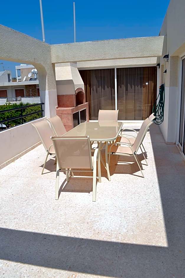 Marianna Hotel Apartments