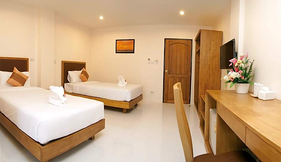 Photo 1 of 8 of Deluxe 2 Beds