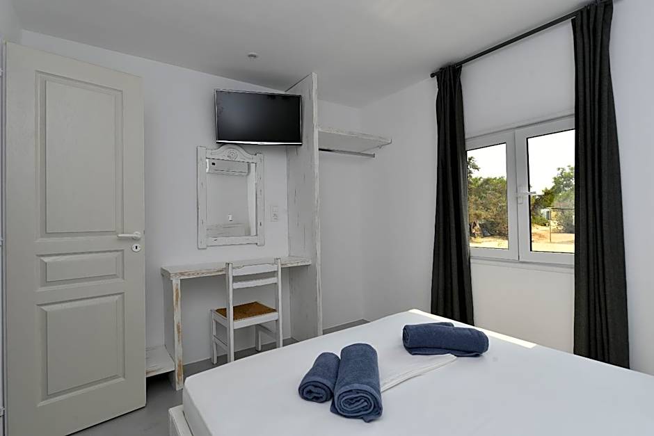 Surfing Beach Village Paros