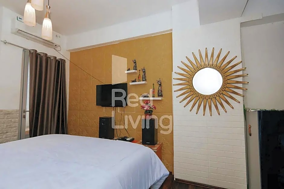 RedLiving Apartemen Gunung Putri Square TOP Room