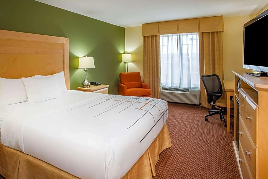 La Quinta Inn & Suites by Wyndham Rochester Mayo Clinic S