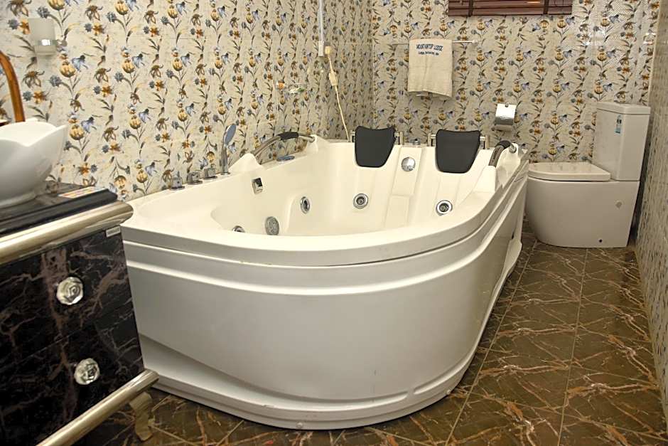 Mountain Top Lodge (Hotel)