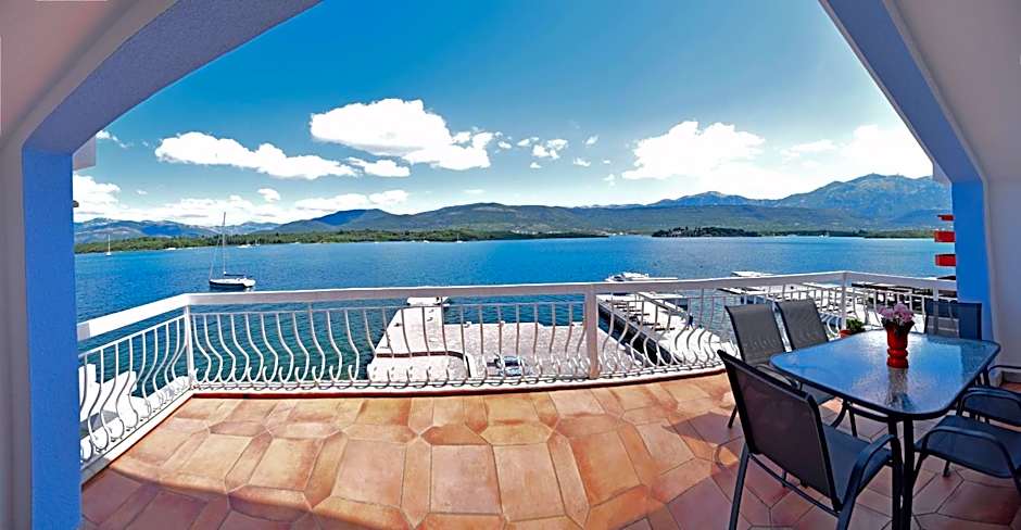 Apart-hotel Villa Lav