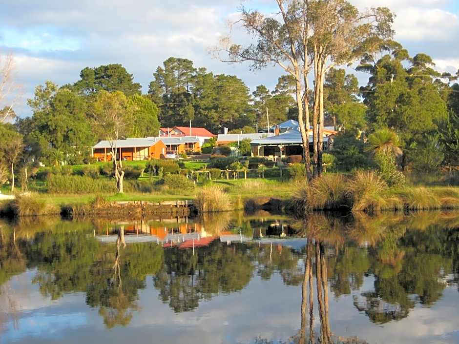 Nornalup Riverside Chalets