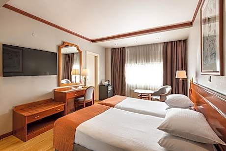 Standard Room with Two Single Beds