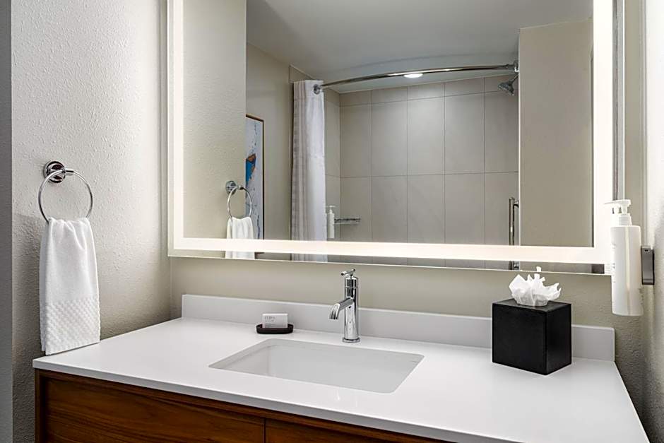 Embassy Suites by Hilton Huntsville