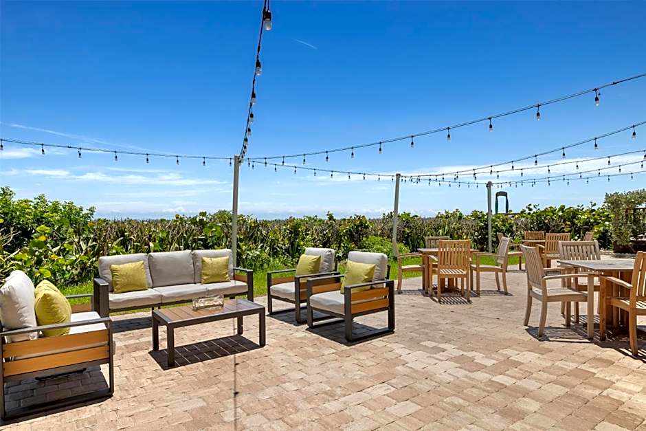 DoubleTree Suites By Hilton Melbourne Beach Oceanfront