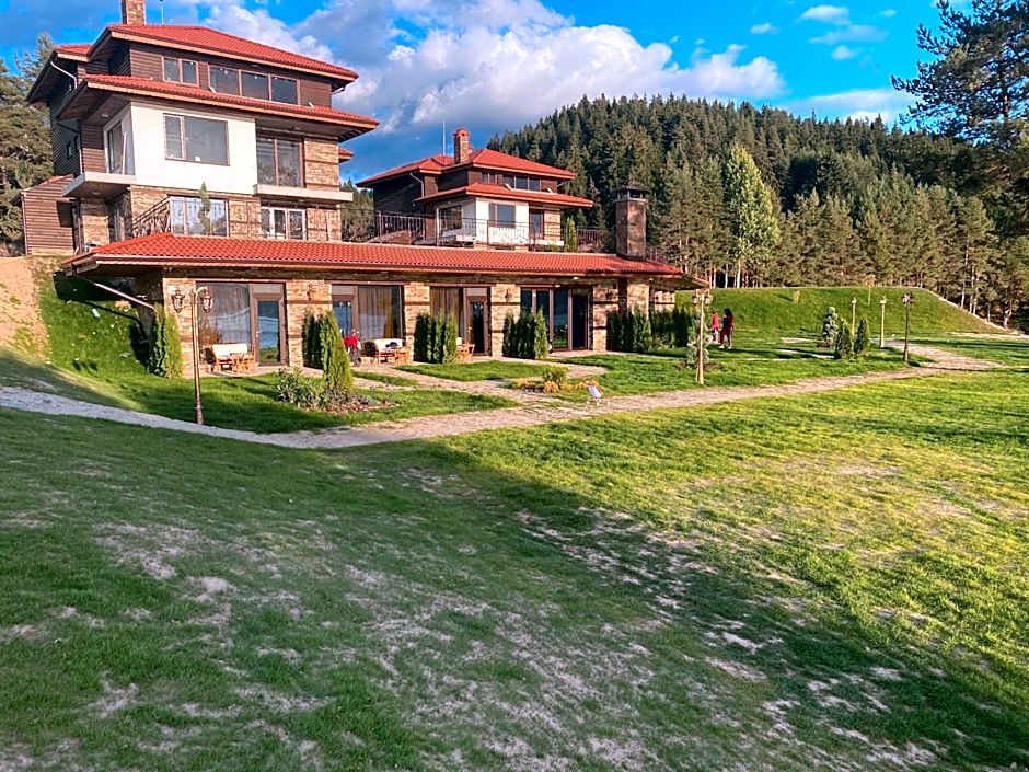 Къщи за гости "Комплекс ОАЗИС"