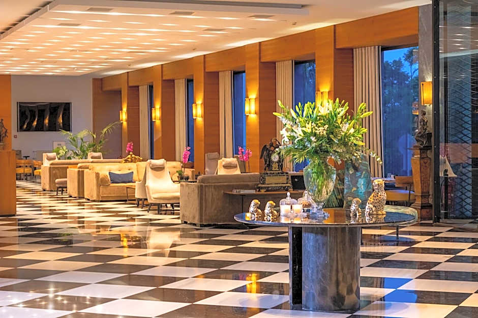 Aquila Atlantis Hotel