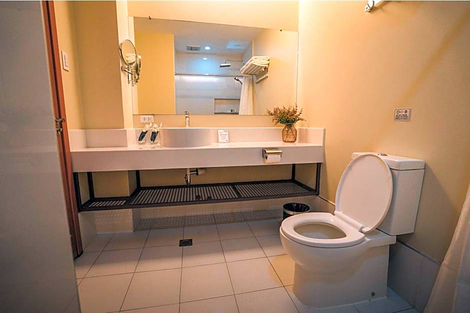 Photo 1 of 7 of Suite