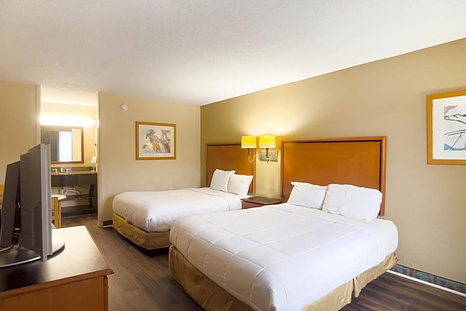 OYO Hotel Harriman near I-40