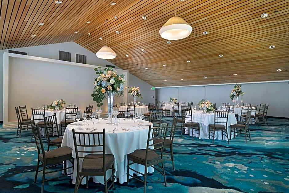 The Belamar Hotel Manhattan Beach, Tapestry Collection by Hilton