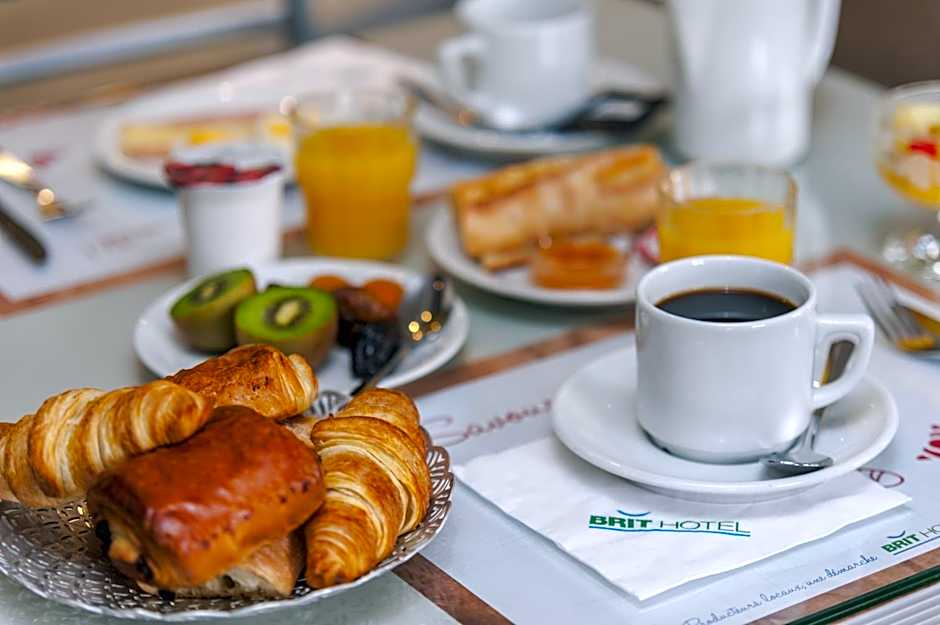 Brit Hotel Cahors - Le Valentr