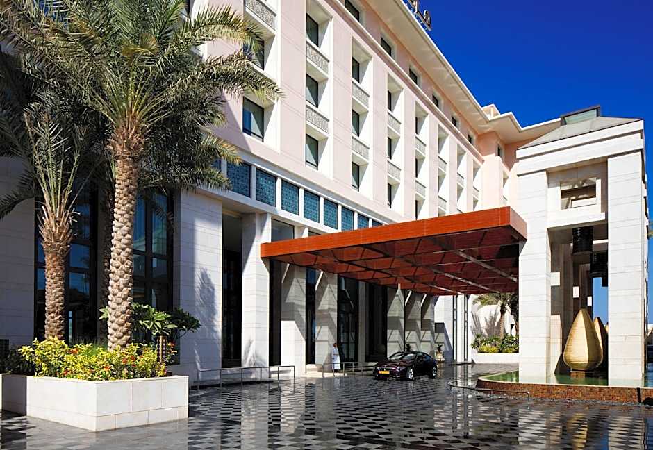 Radisson Collection Muscat, Hormuz Grand