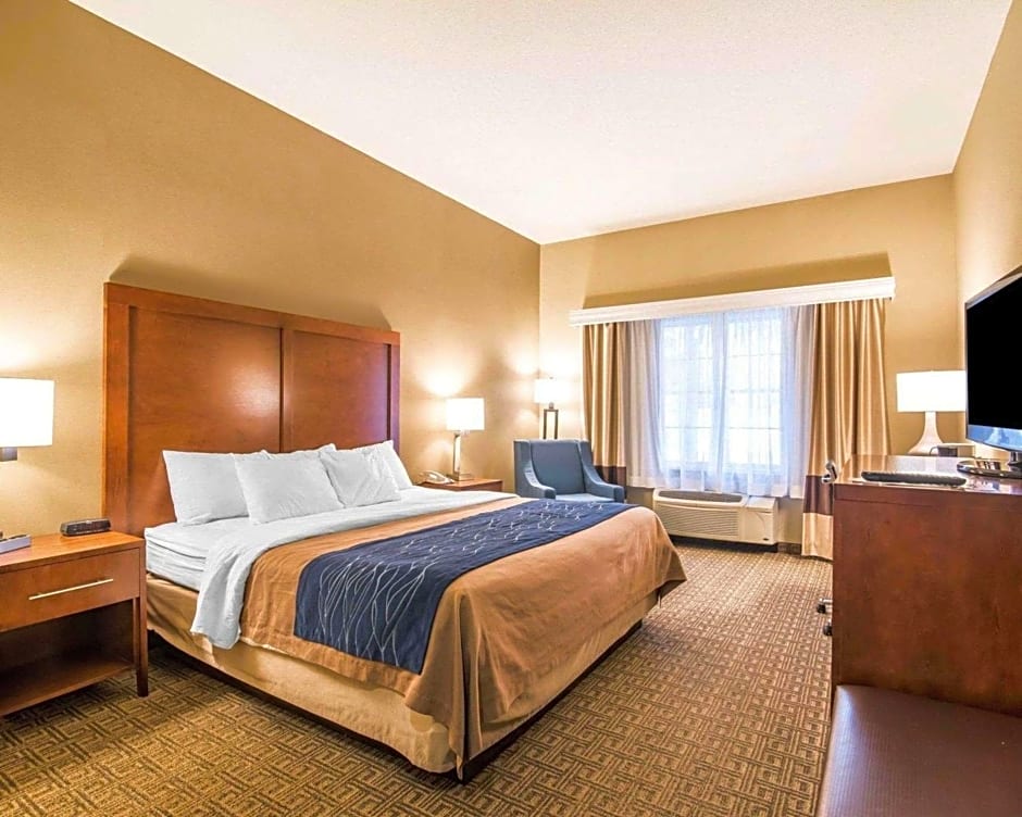 Comfort Inn & Suites Dover-Portsmouth