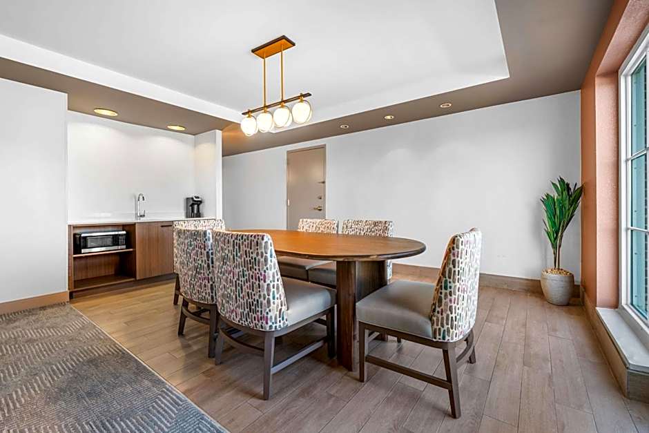 Hilton Garden Inn Suffolk