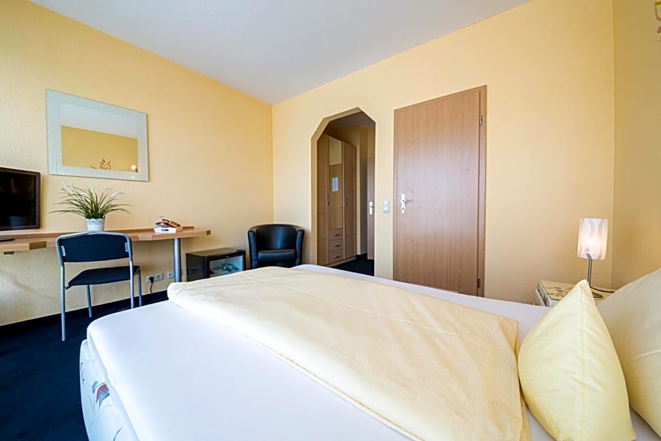 Europa Hotel Garni free parking