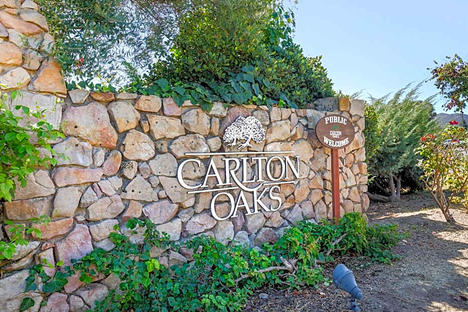 Carlton Oaks Lodge, an Ascend Collection Hotel