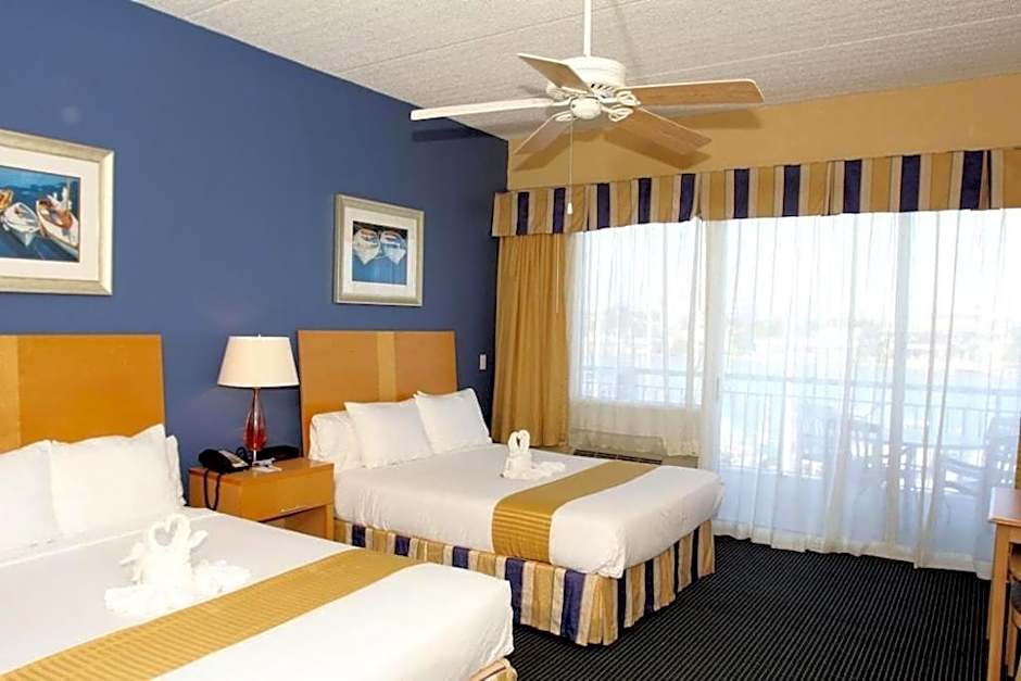 Chart House Suites and Marina