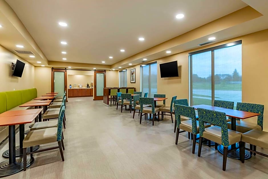 Comfort Inn & Suites