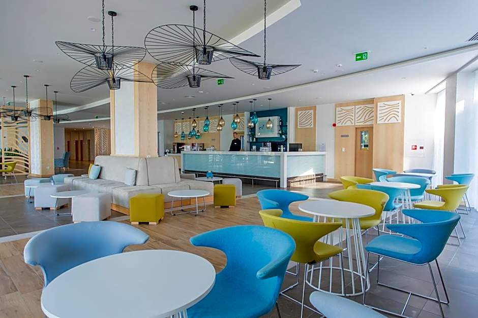 Astoria Hotel All Inclusive- Private Beach & Beach Club