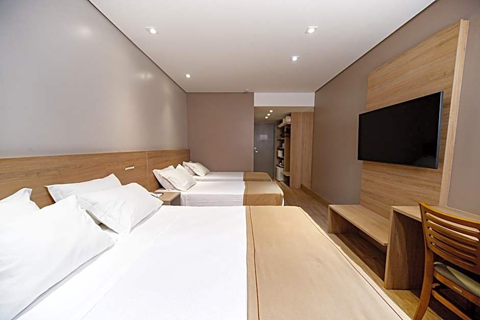 Hotel Plaza Camboriú