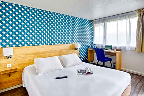 Standard Room - 1 Double Bed