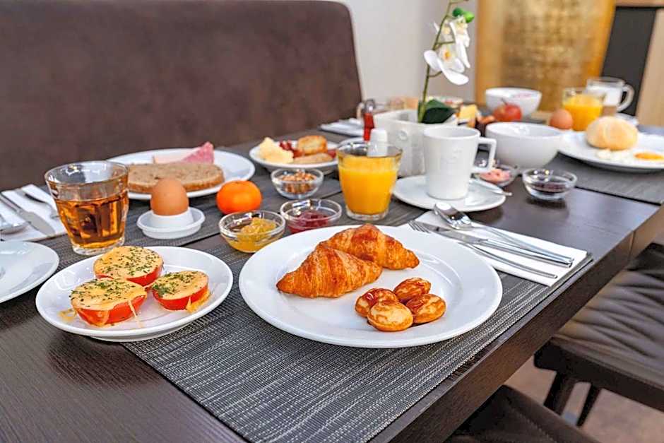 PLAZA Premium Den Haag City Center