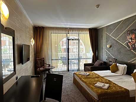 Double Room with Balcony