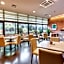 Expo Hotel