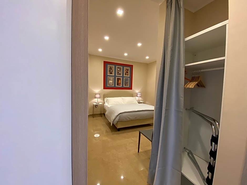 MDC LUXURY ROOMS NAPLES