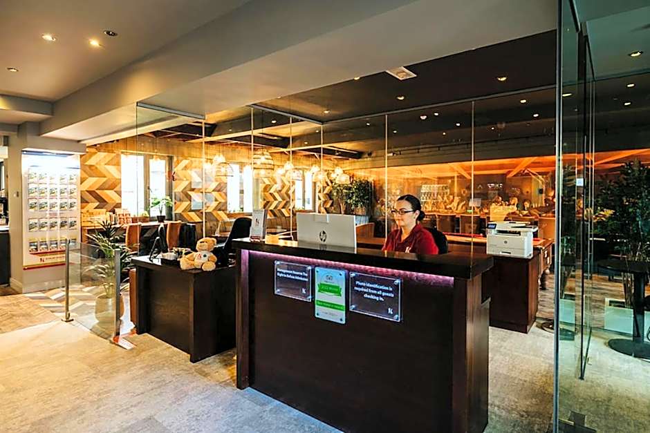 Kinlay Hostel Eyre Square