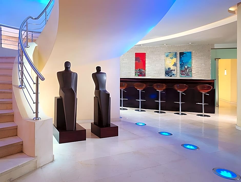 Le Meridien Pyramids Hotel & Spa