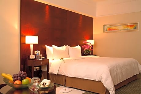Superior Room, 1 King Bed