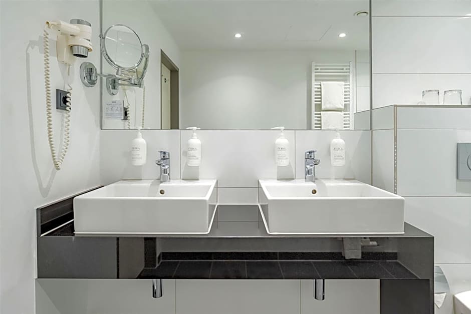 Spark by Hilton Wuppertal City Centre