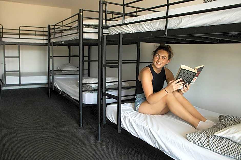 Base Backpackers - St Kilda