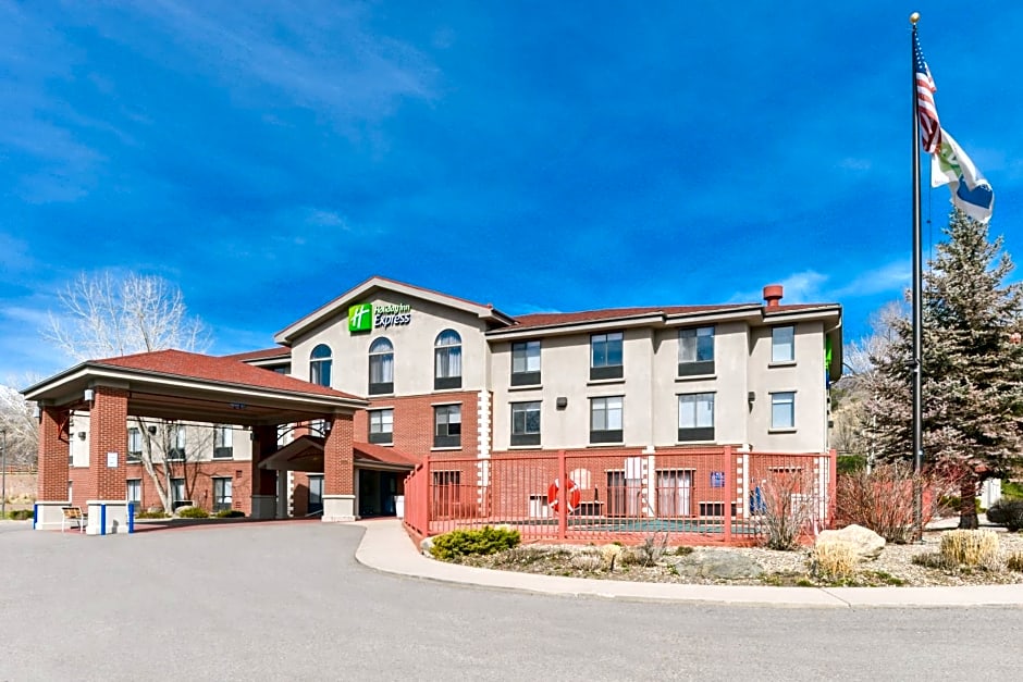 Holiday Inn Express Glenwood Springs Aspen Area