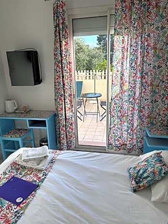 Superior Double Room with Terrace - Ground Floor