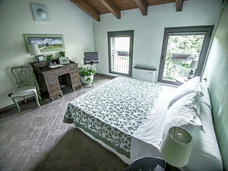 Double or Twin Room with Garden View