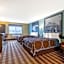 Super 8 by Wyndham Osseo WI