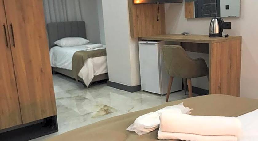 Pars Palas Hotel
