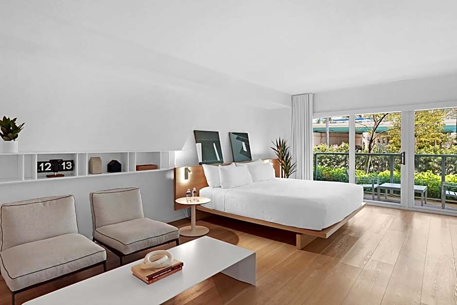 Beach Haus Bal Harbour