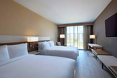 Queen Room with Two Queen Beds and City View