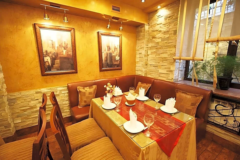 Hotel Uyut